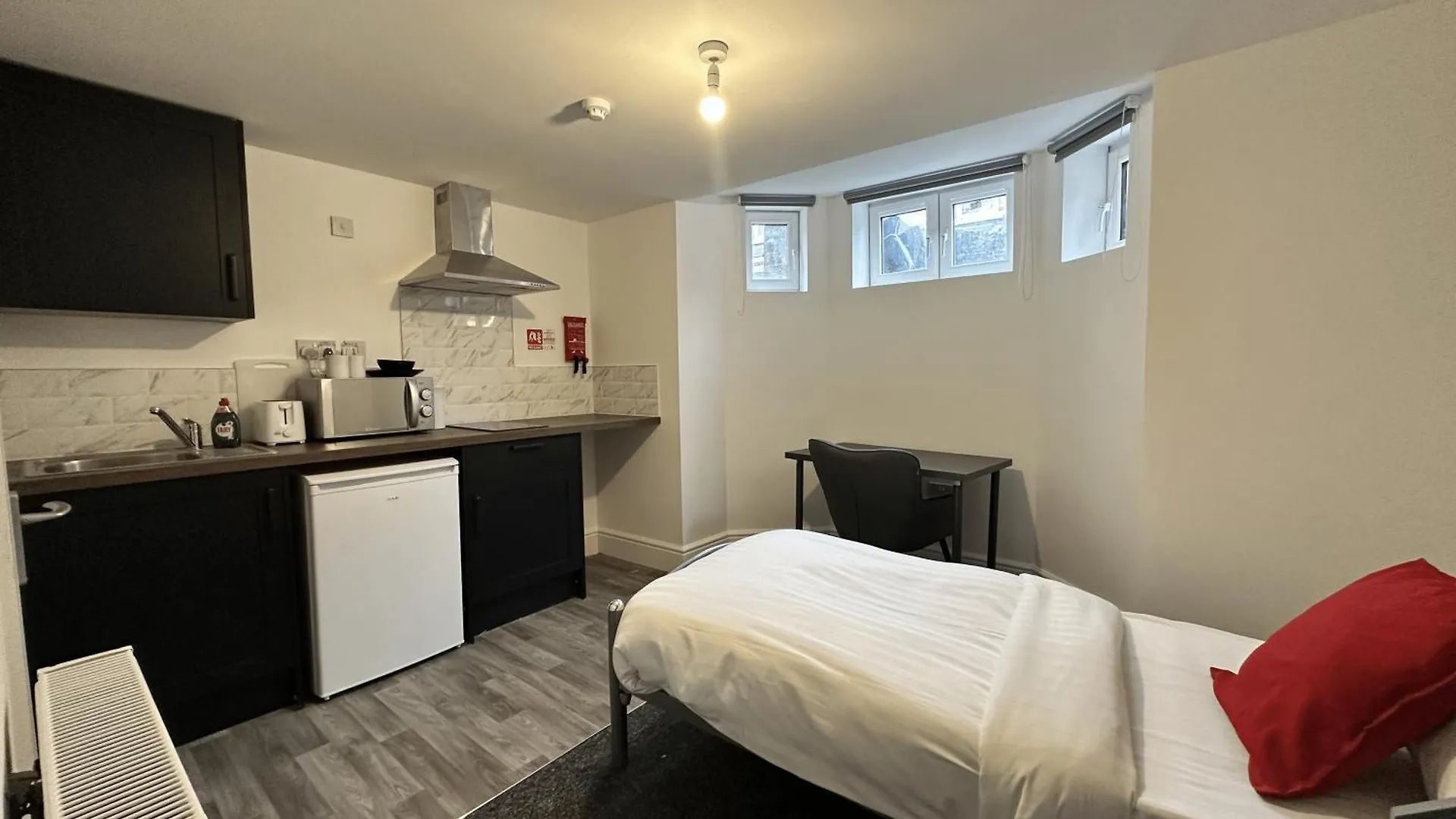 Stay Sleep Rest - Gawthorne Nottingham